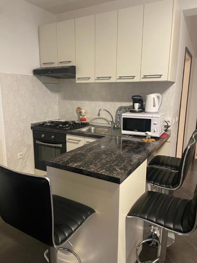App Ena Apartment Umag Luaran gambar